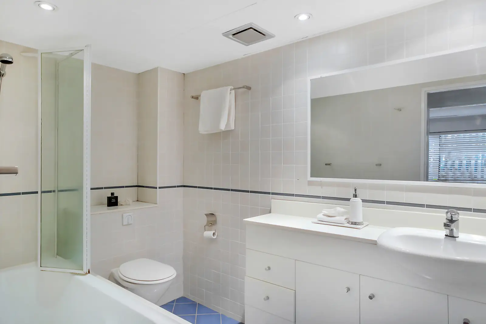 12/127-131 Cook Road, Centennial Park Sold by Bradfield Badgerfox - image 1