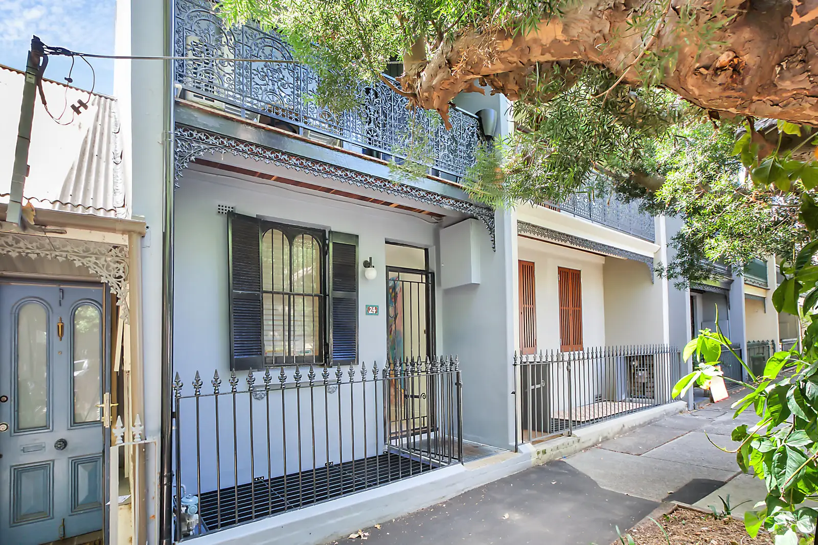 24 Hopewell Street, Paddington Sold by Bradfield Badgerfox - image 1