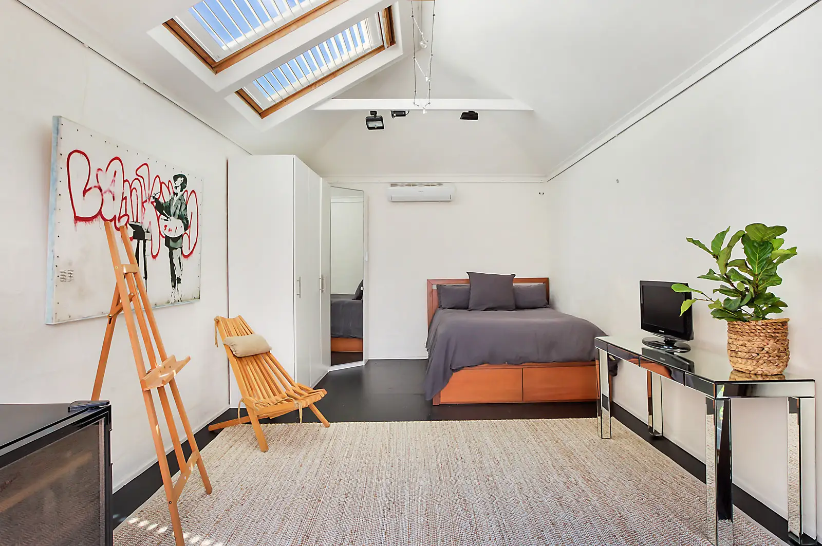 24 Hopewell Street, Paddington Sold by Bradfield Badgerfox - image 1