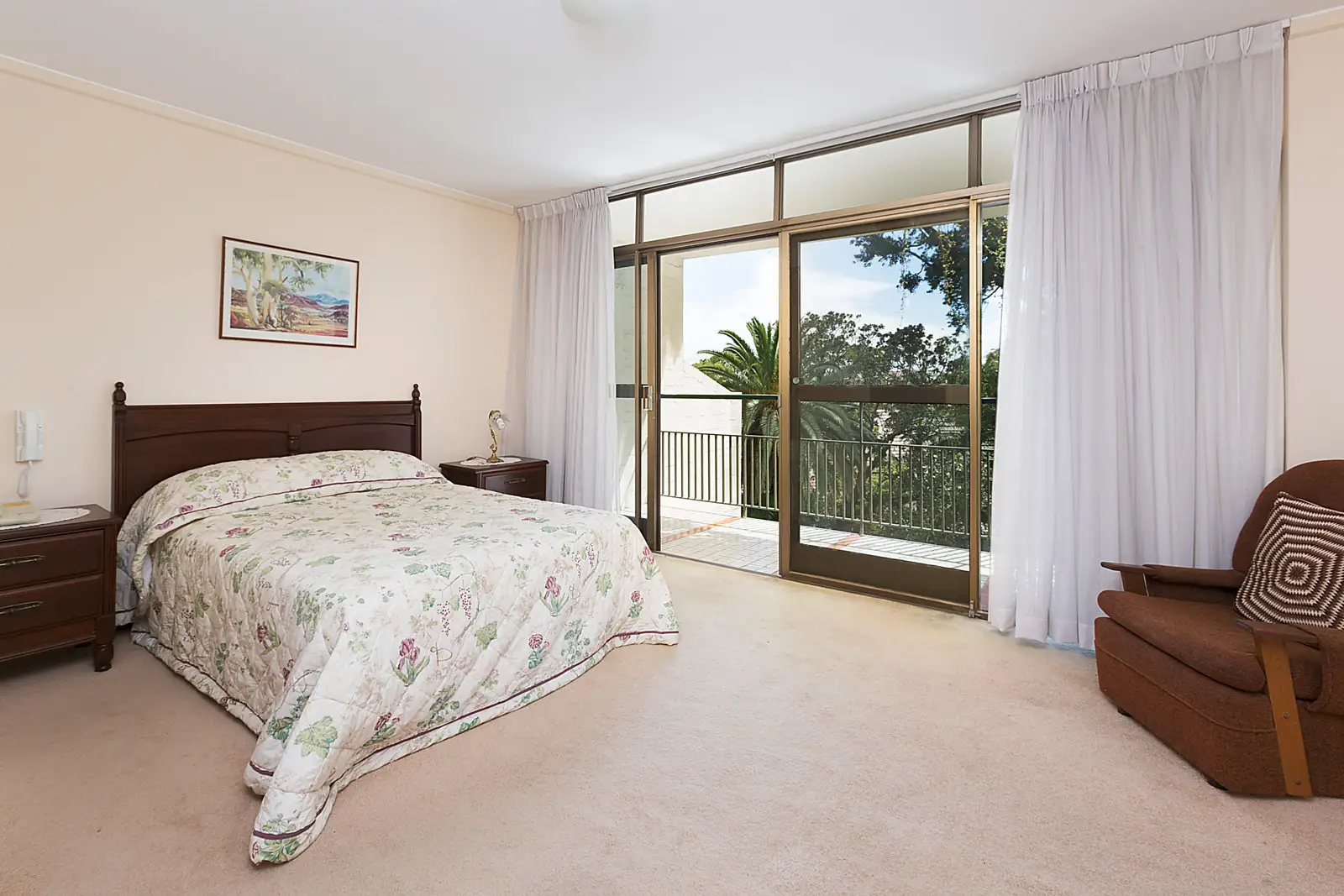28/16-18 Rosemont Avenue, Woollahra Sold by Bradfield Badgerfox - image 1