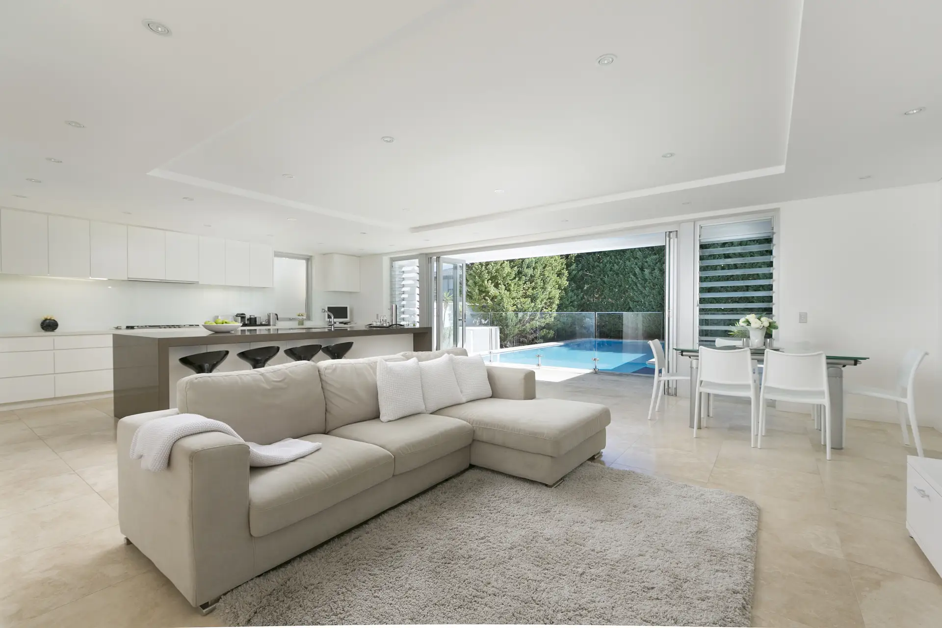 90 Military Road, Dover Heights Sold by Bradfield Badgerfox - image 1