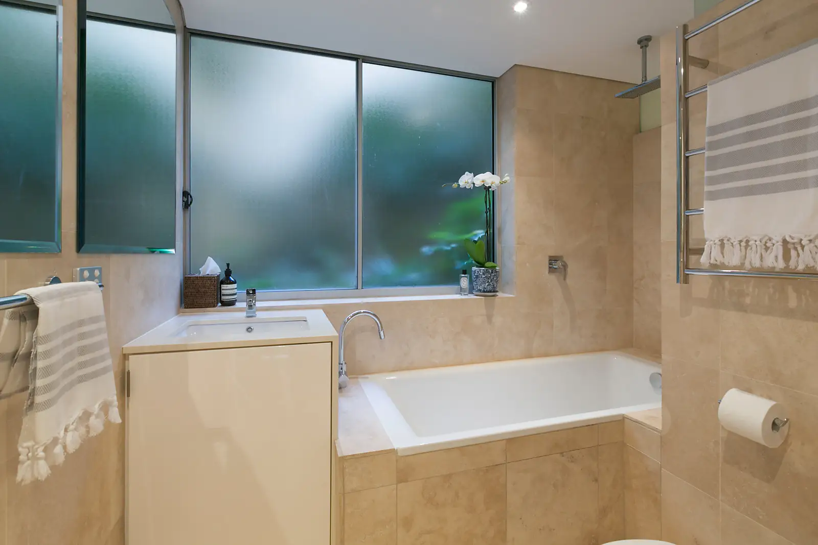 110/87-97 Yarranabbe Road, Darling Point Sold by Bradfield Badgerfox - image 1