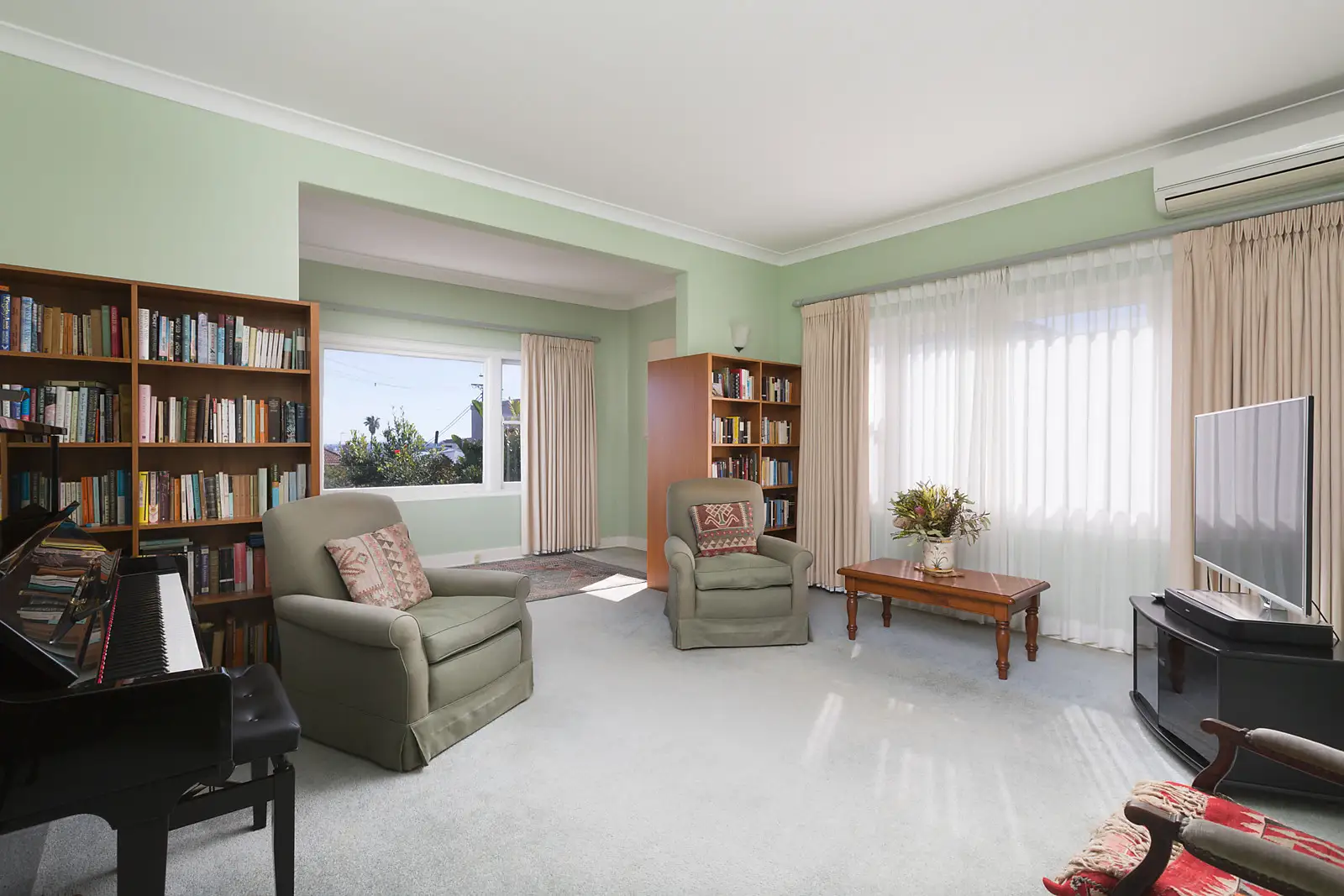 36 Wentworth Street, Dover Heights Sold by Bradfield Badgerfox - image 1