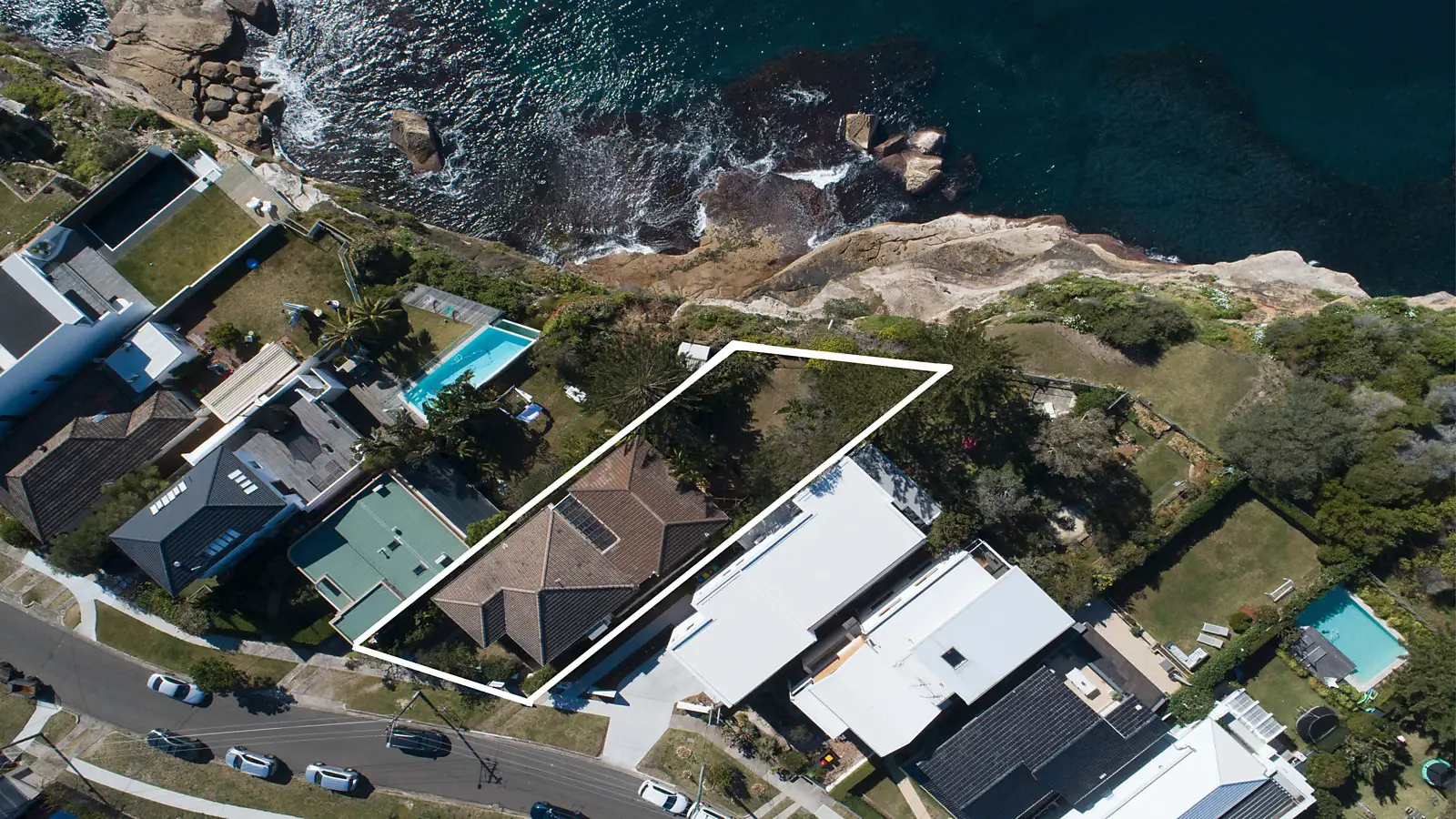 36 Wentworth Street, Dover Heights Sold by Bradfield Badgerfox - image 1