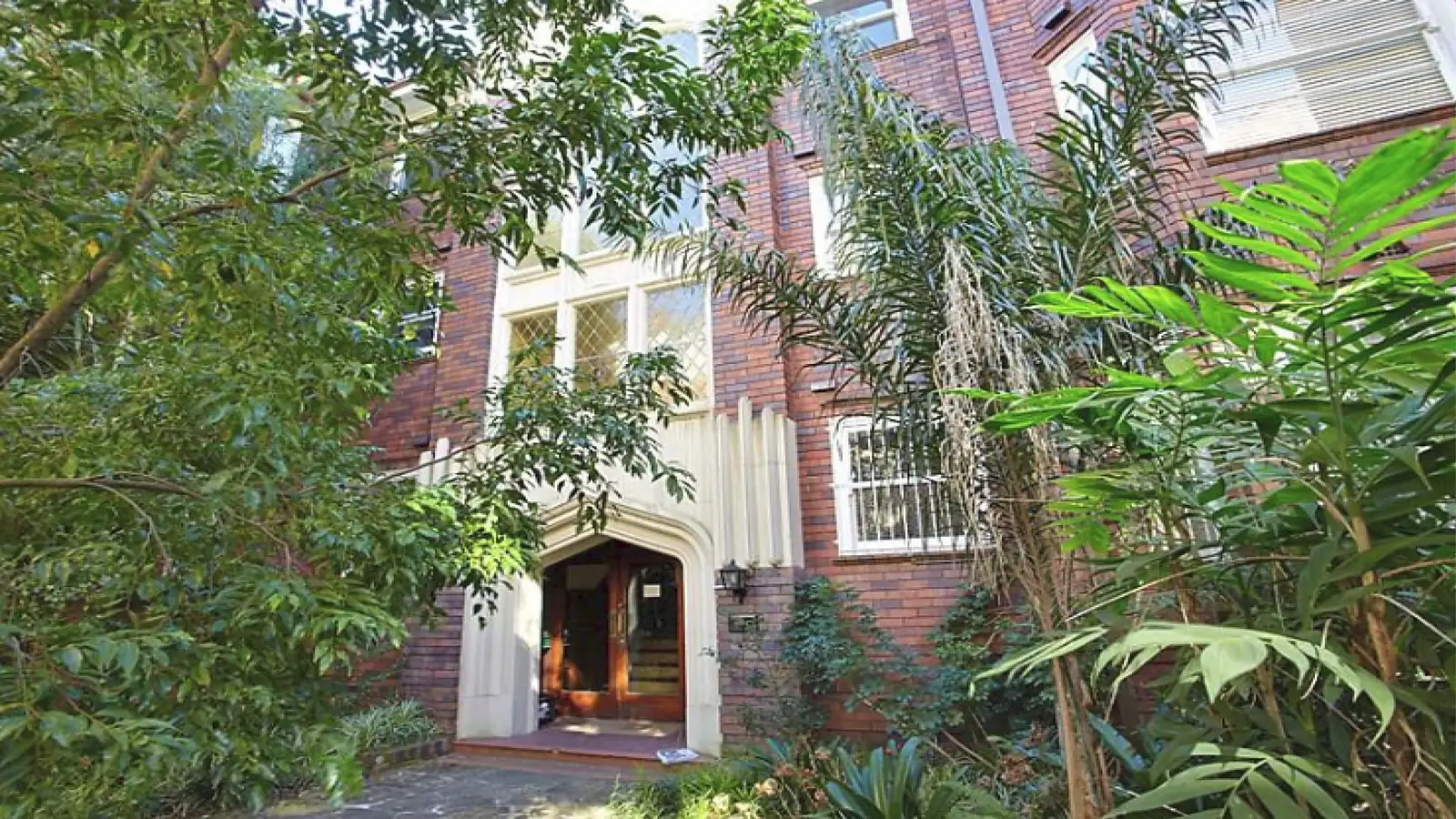 2/85C Ocean Street, Woollahra Sold by Bradfield Badgerfox - image 1