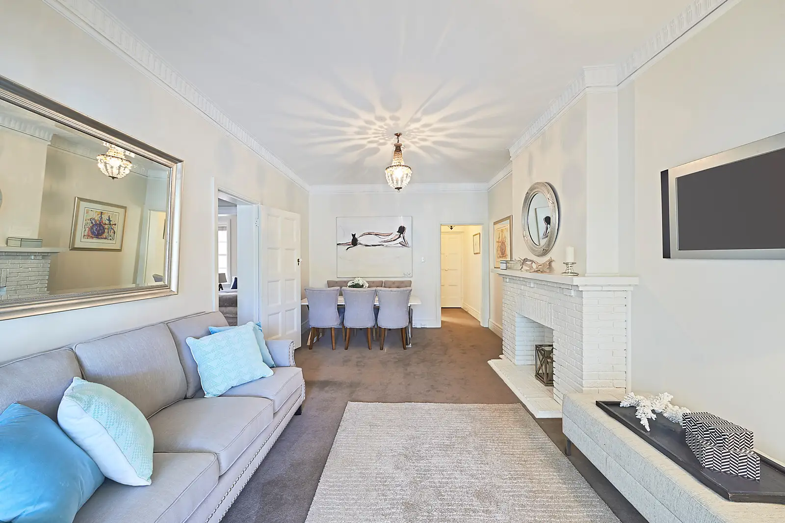 2/85C Ocean Street, Woollahra Sold by Bradfield Badgerfox - image 1