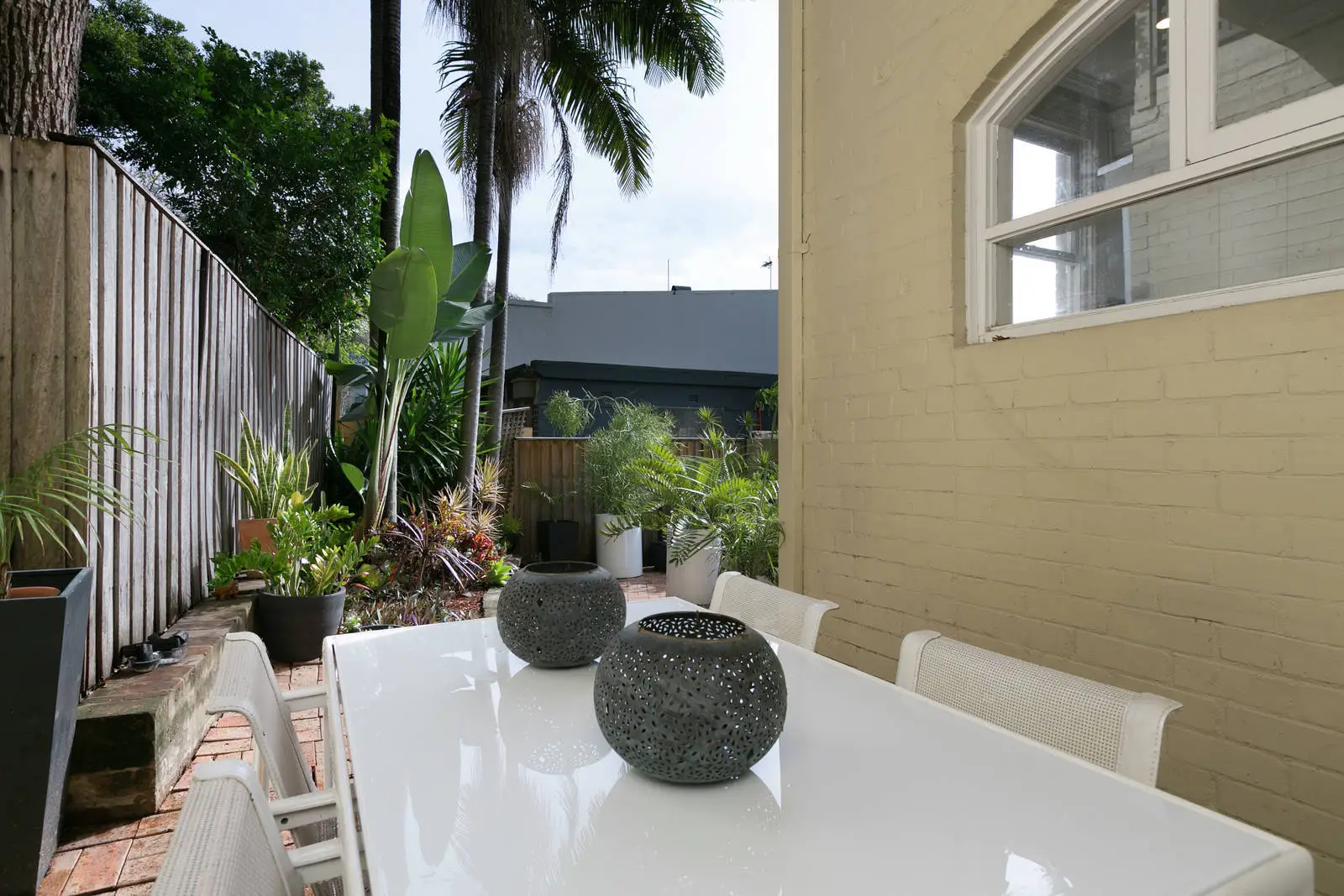 290 Glenmore Road, Paddington Sold by Bradfield Badgerfox - image 1
