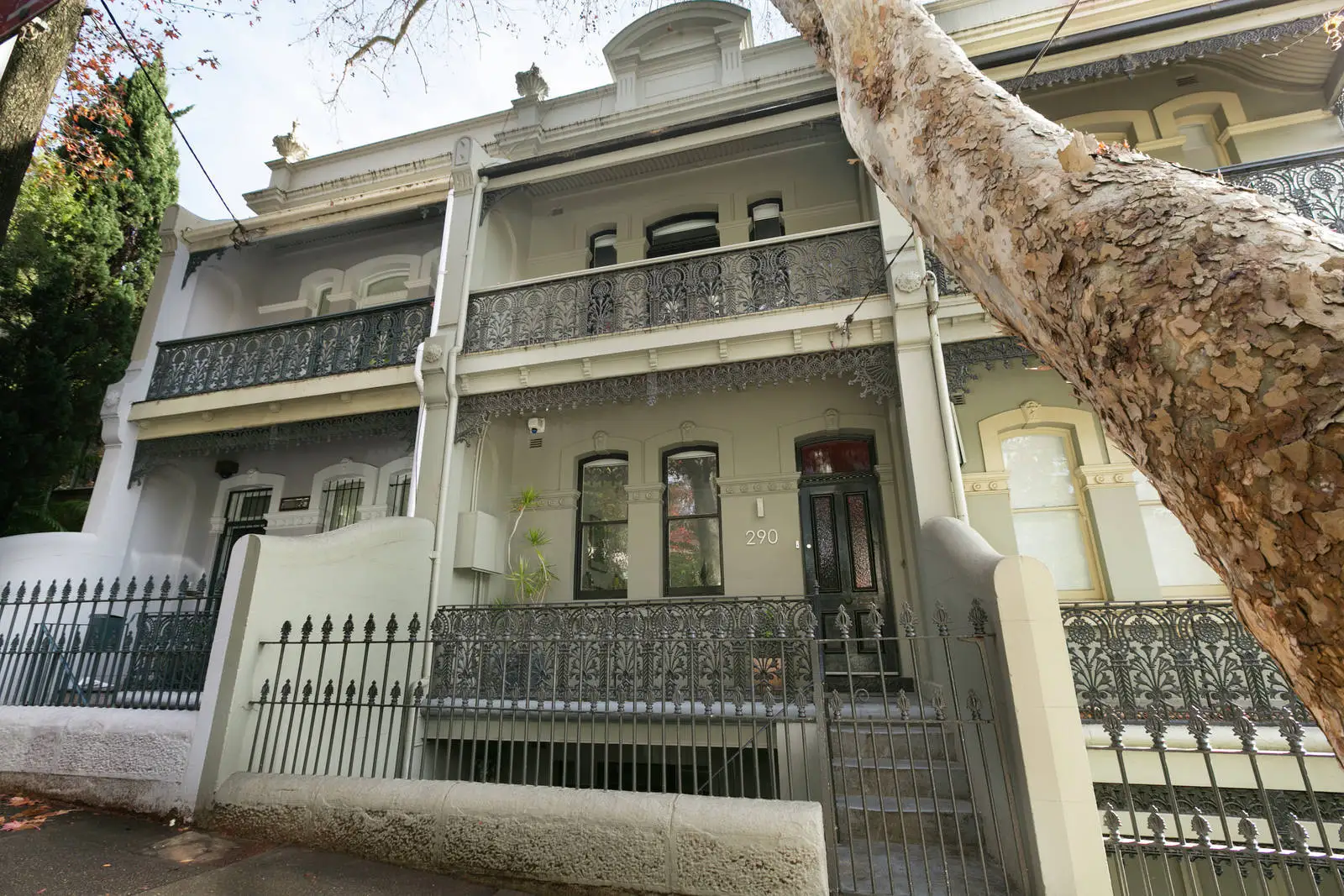 290 Glenmore Road, Paddington Sold by Bradfield Badgerfox - image 1