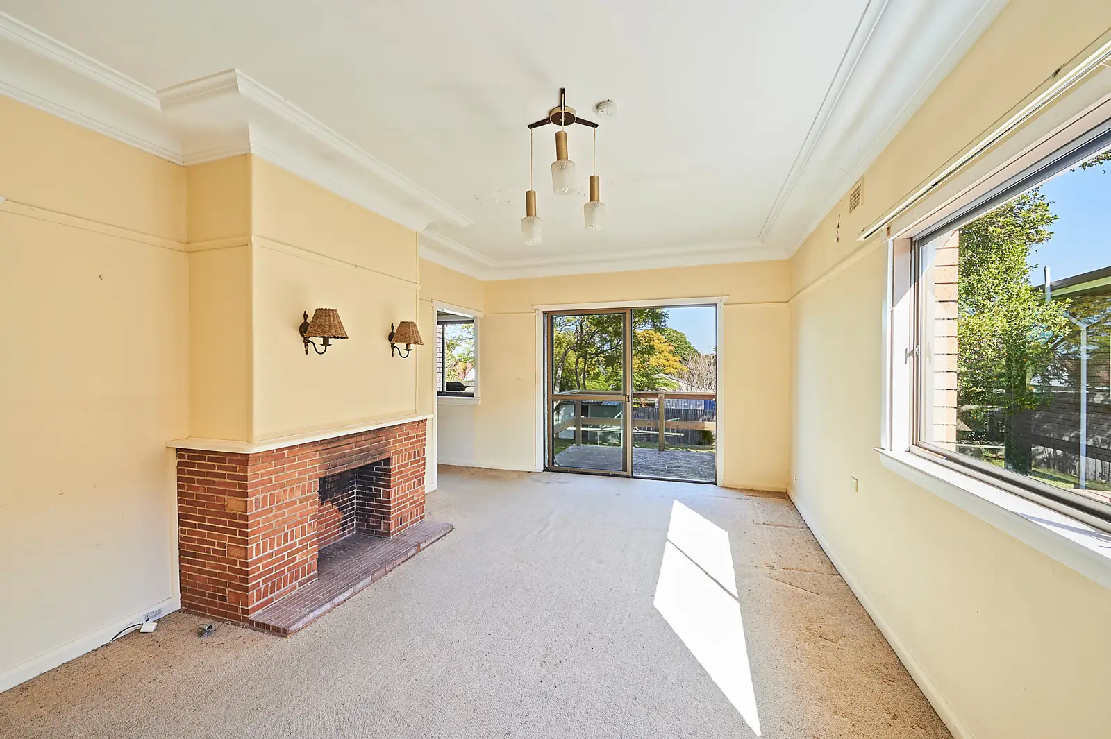 61 Woodbine Street, North Balgowlah Sold by Bradfield Badgerfox - image 1