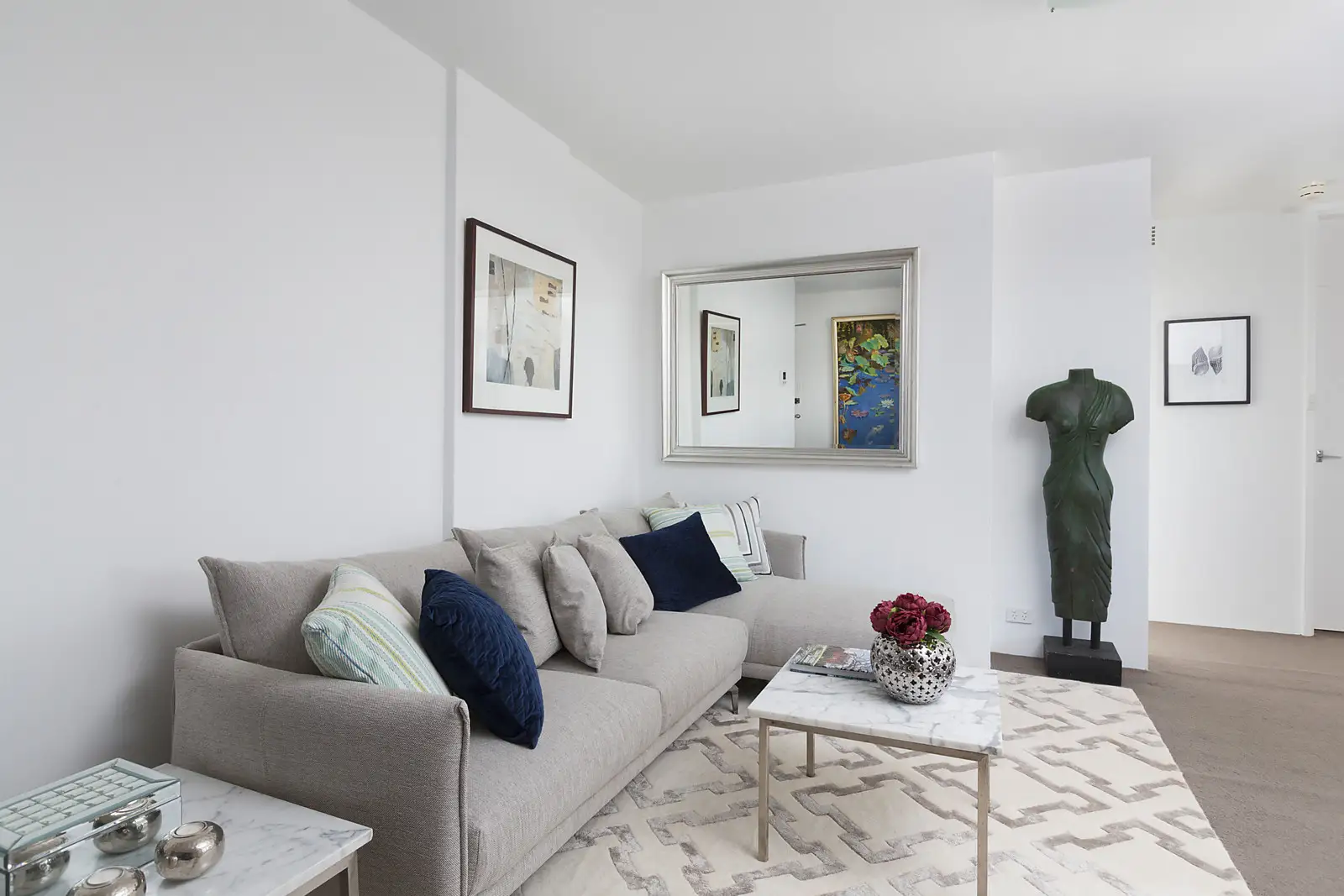 18/16-18 Eastbourne Road, Darling Point Sold by Bradfield Badgerfox - image 1