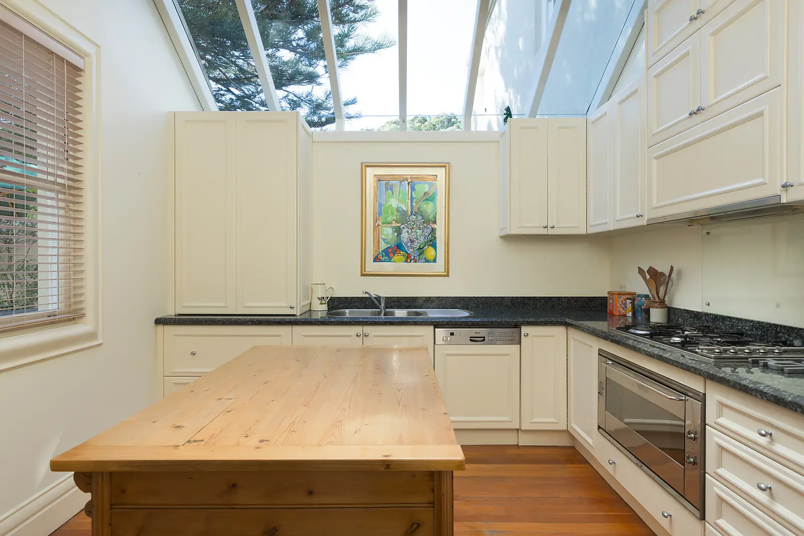 1A Roylston Street, Paddington Sold by Bradfield Badgerfox - image 1