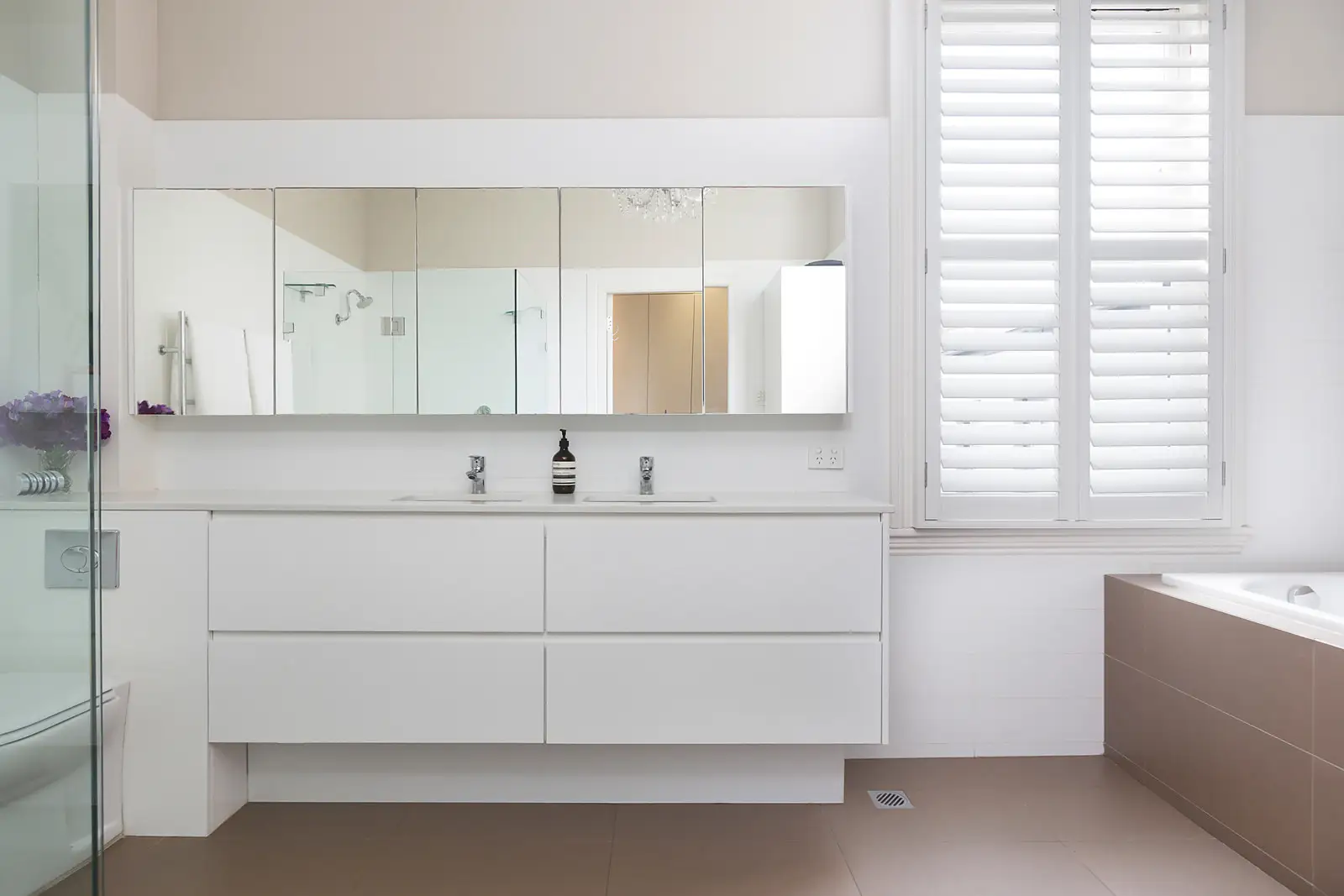 19 Rae Street, Randwick Sold by Bradfield Badgerfox - image 1