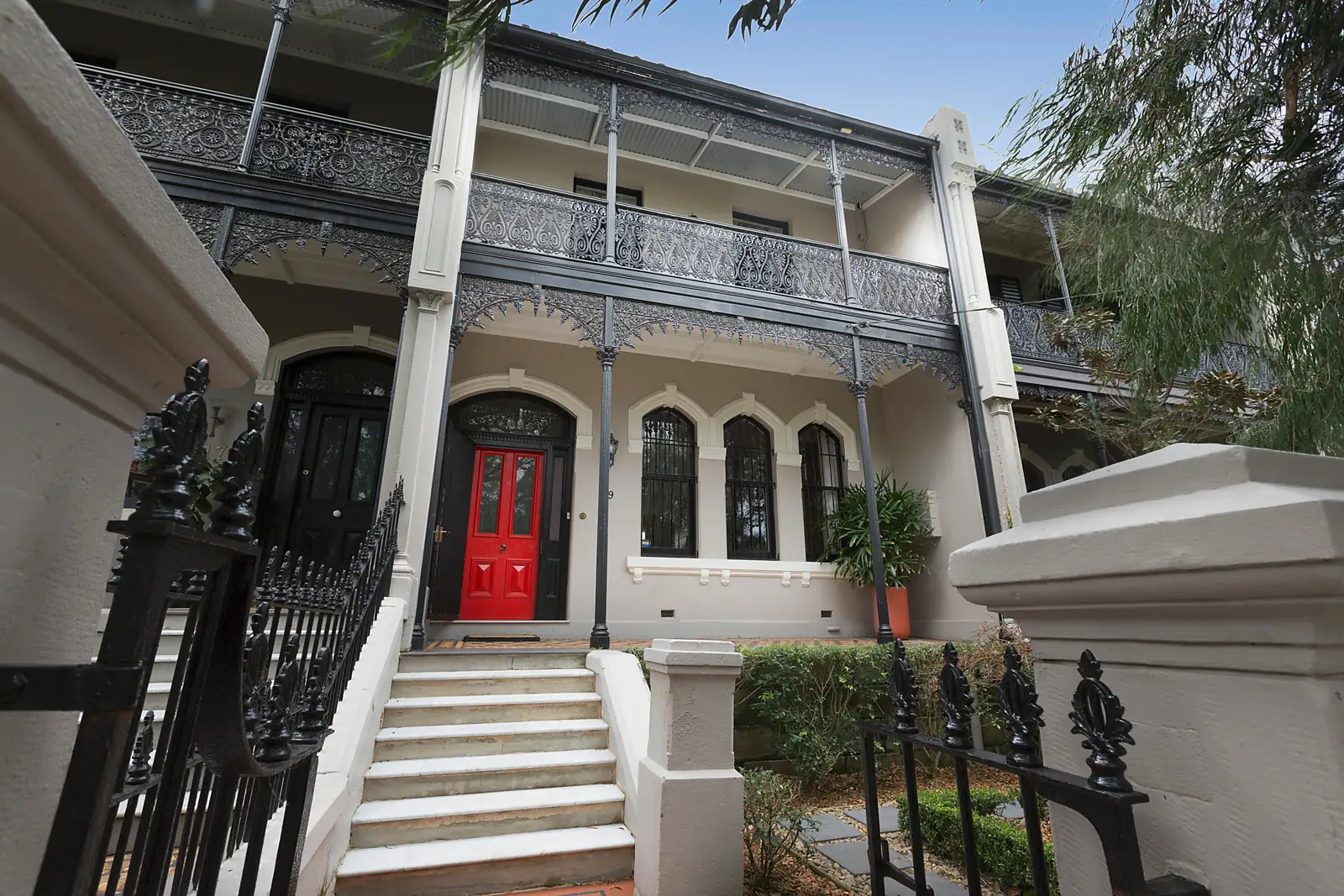 19 Rae Street, Randwick Sold by Bradfield Badgerfox - image 1
