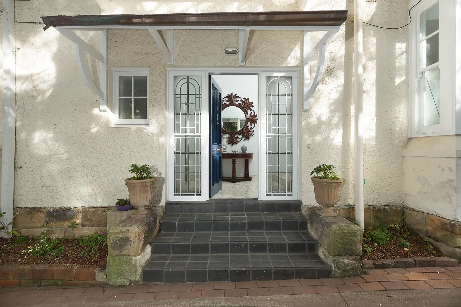 2/24 Rosemont Avenue, Woollahra Sold by Bradfield Badgerfox - image 1