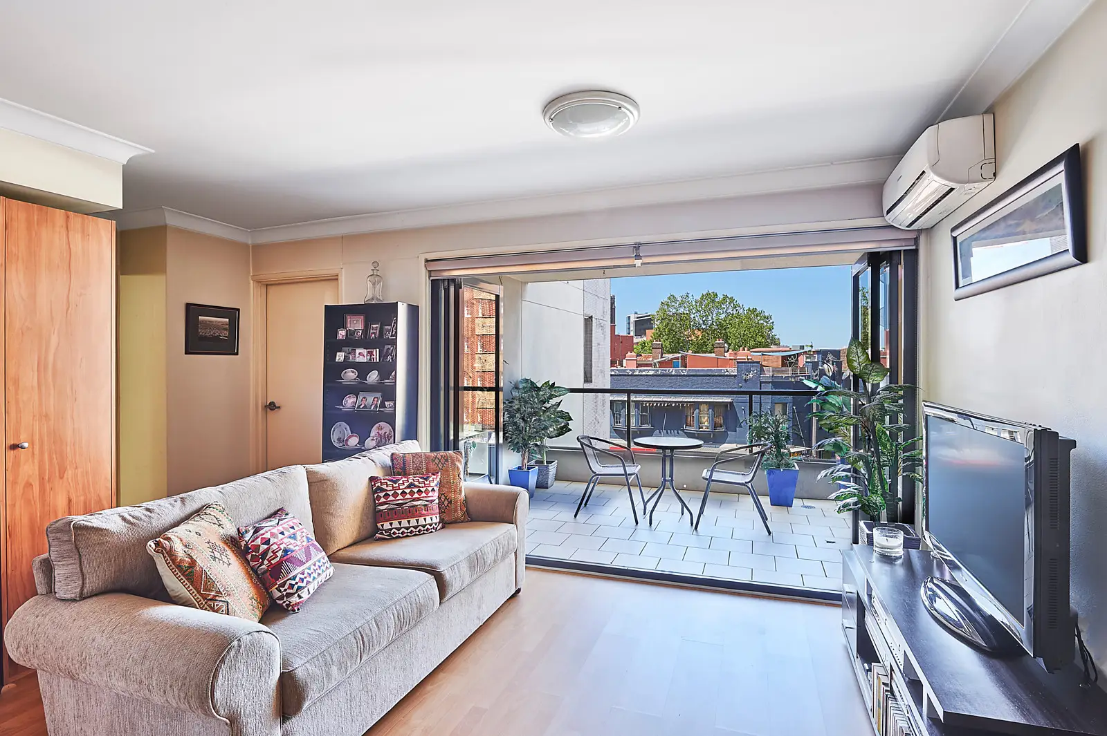 9/11-21 Flinders Street, Surry Hills Sold by Bradfield Badgerfox - image 1