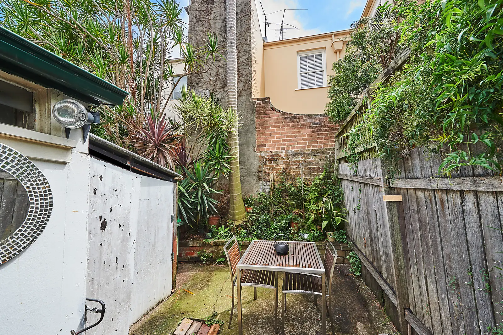 30 Bennett Street, Surry Hills Sold by Bradfield Badgerfox - image 1