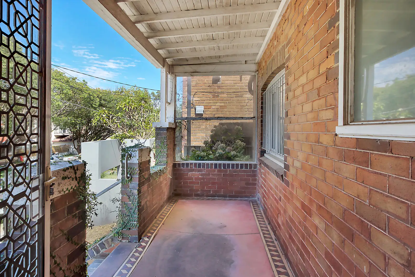 10 Patterson Street, North Bondi Sold by Bradfield Badgerfox - image 1