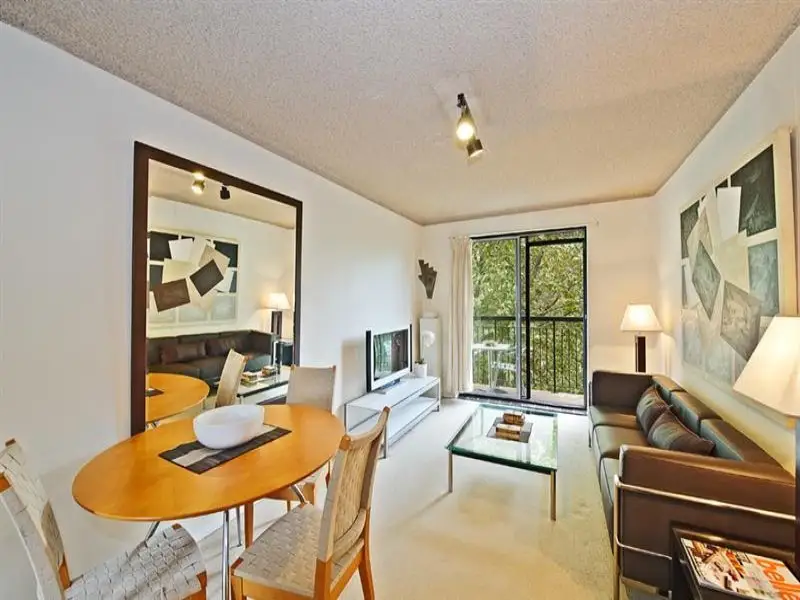 38/679 Bourke Street, Surry Hills Sold by Bradfield Badgerfox - image 1