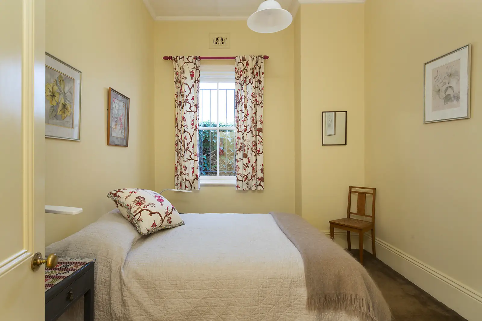 6 Alt Street, Queens Park Sold by Bradfield Badgerfox - image 1