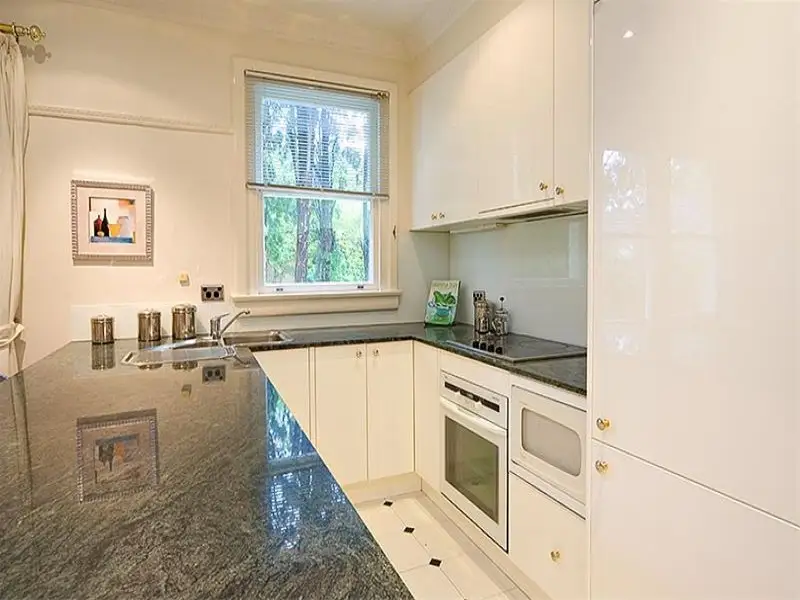 7/65 Darling Point Road, Darling Point Sold by Bradfield Badgerfox - image 1
