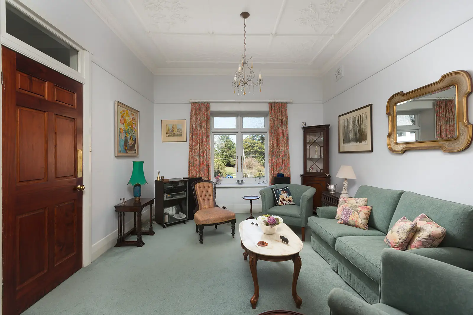 74 Queens Park Road, Queens Park Sold by Bradfield Badgerfox - image 1