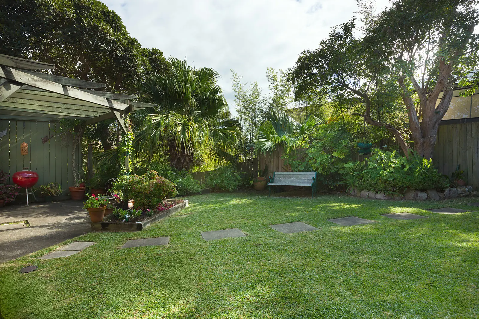 74 Queens Park Road, Queens Park Sold by Bradfield Badgerfox - image 1