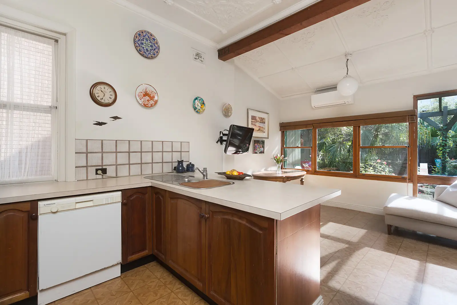 74 Queens Park Road, Queens Park Sold by Bradfield Badgerfox - image 1