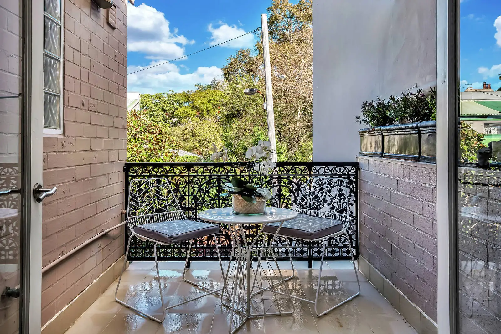 180 Underwood Street, Paddington Sold by Bradfield Badgerfox - image 1