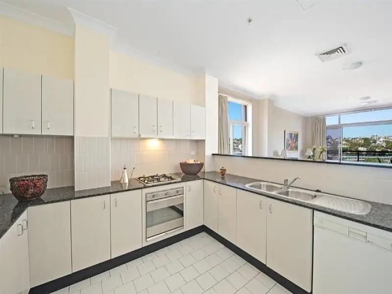 606/2 Darling Point Road, Darling Point Sold by Bradfield Badgerfox - image 1