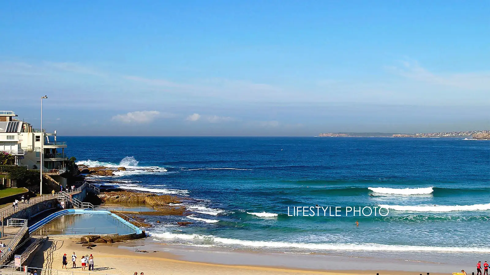 6 Narelle Street, North Bondi Sold by Bradfield Badgerfox - image 1