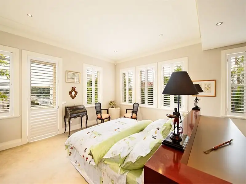 2/18 Etham Avenue, Darling Point Sold by Bradfield Badgerfox - image 1