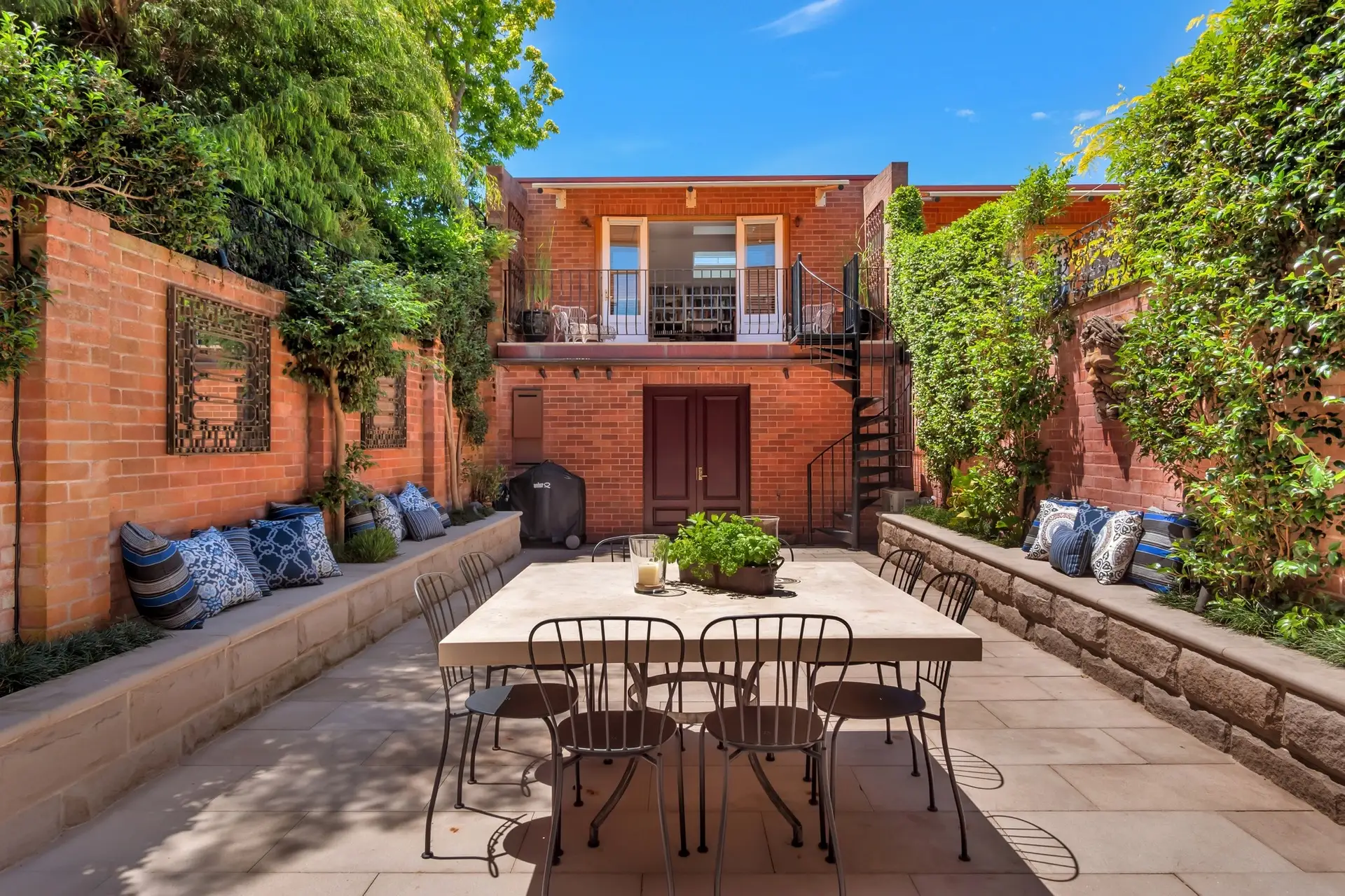15 Mort Street, Randwick Sold by Bradfield Badgerfox - image 1