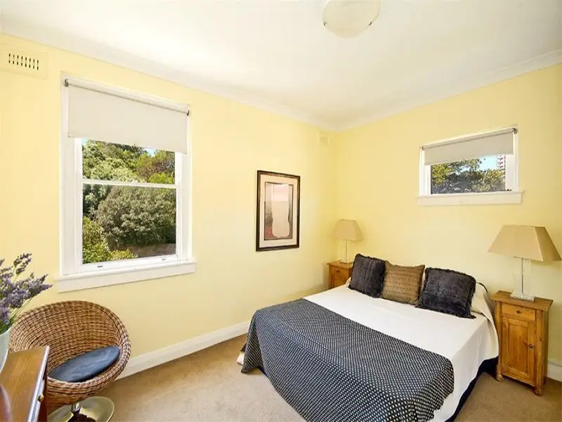 12/2A Darling Point Road, Darling Point Sold by Bradfield Badgerfox - image 1