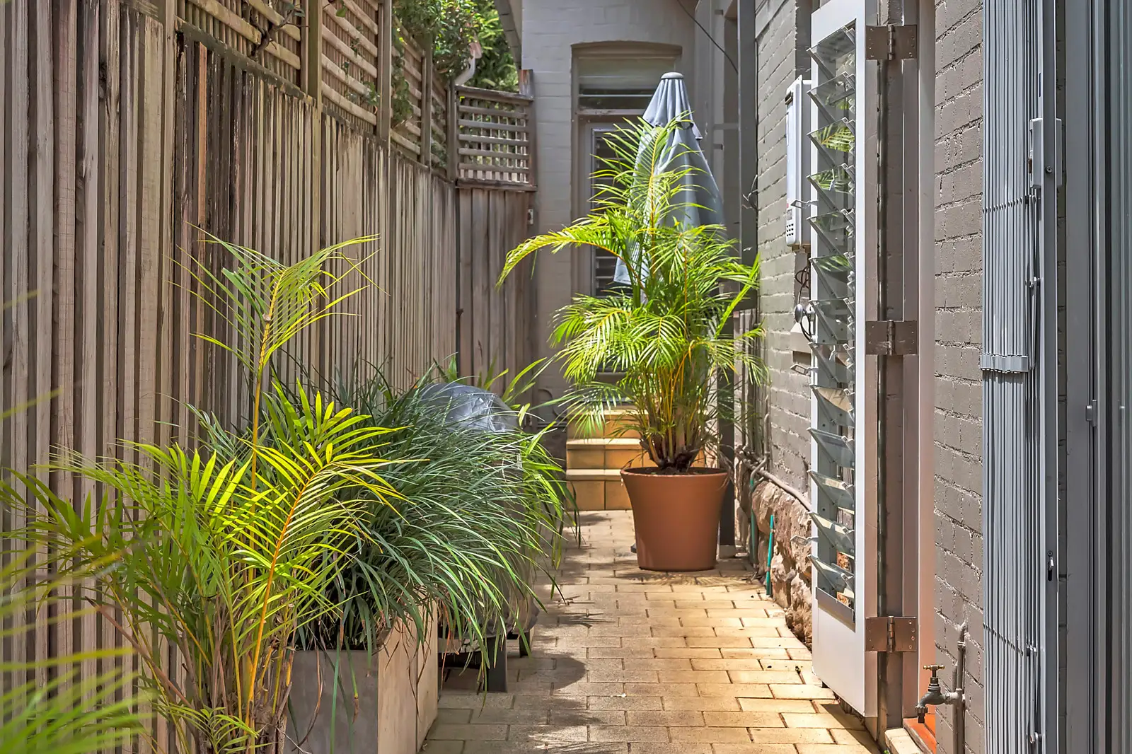420 Glenmore Road, Edgecliff Sold by Bradfield Badgerfox - image 1