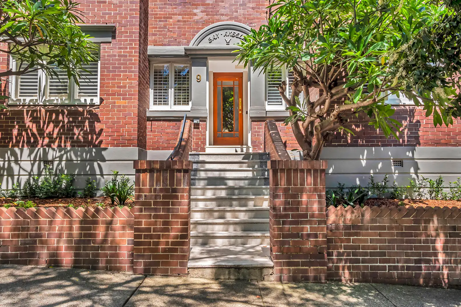 2/9 Macdonald Street, Paddington Sold by Bradfield Badgerfox - image 1