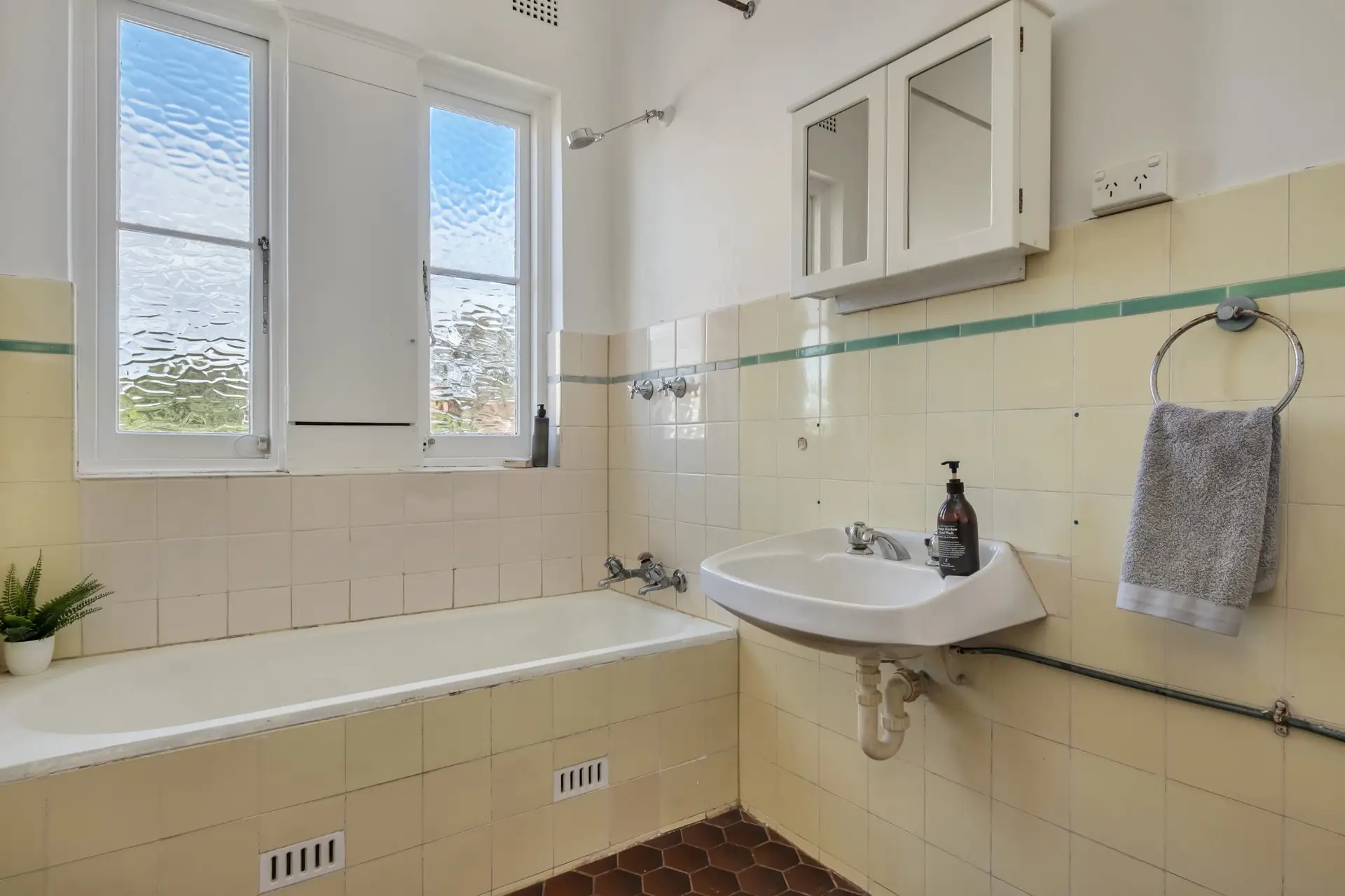 11/7 Bellevue Park Road, Bellevue Hill Sold by Bradfield Badgerfox - image 1