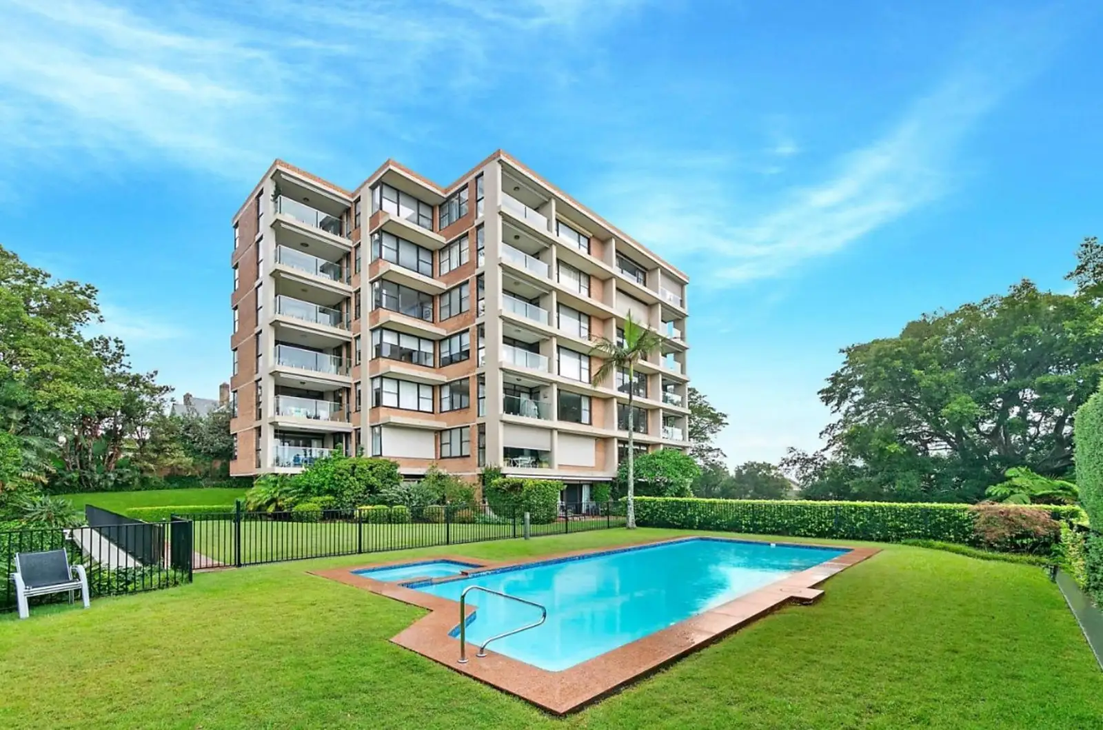 4/8 Wentworth Street, Point Piper Sold by Bradfield Badgerfox - image 1