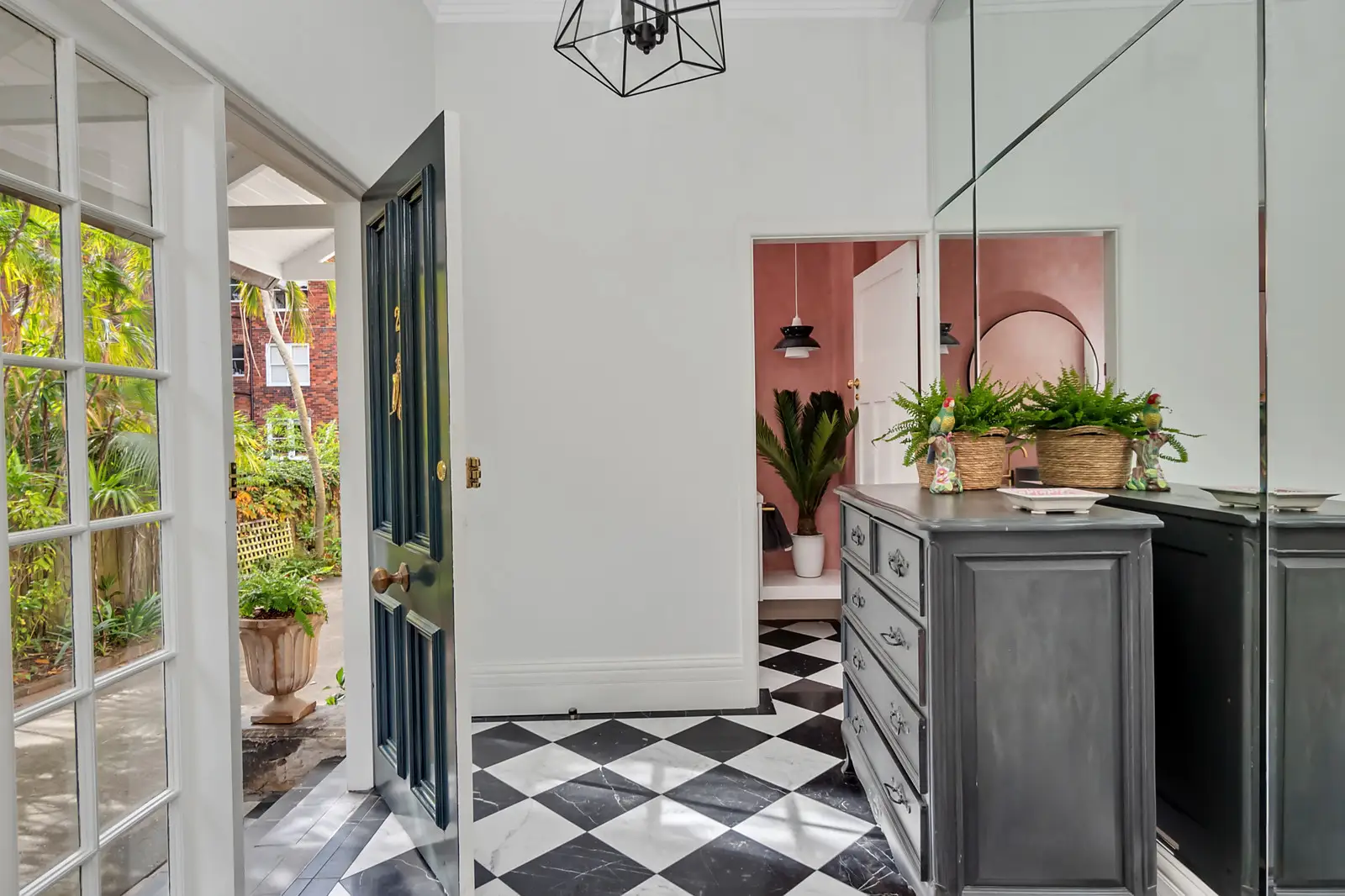 2/24 Rosemont Avenue, Woollahra Sold by Bradfield Badgerfox - image 1