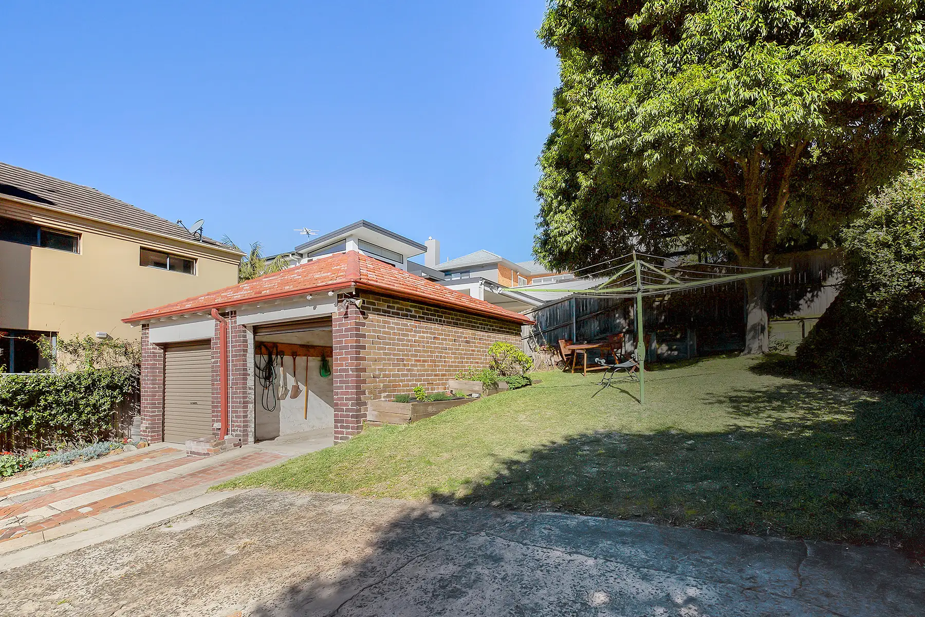 4/11 Quail Street, Coogee Sold by Bradfield Badgerfox - image 1