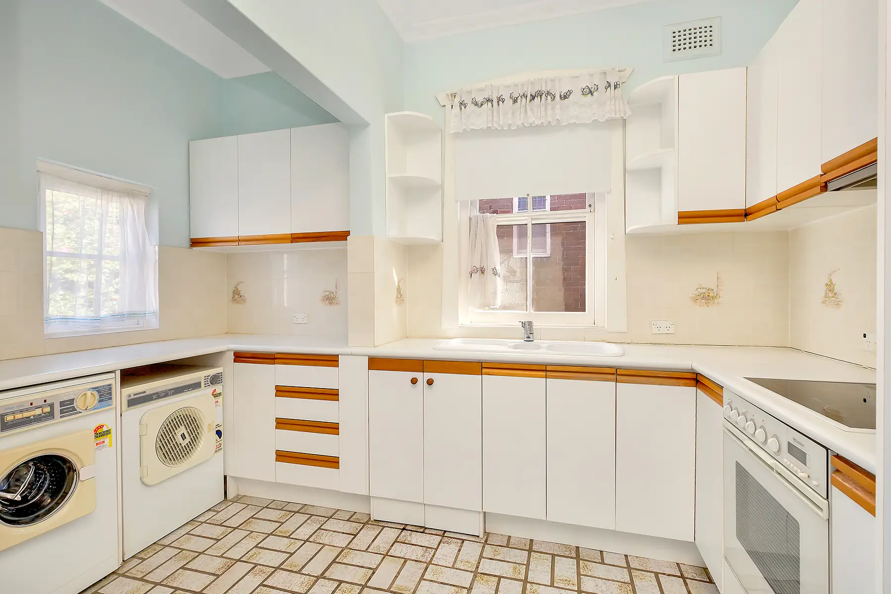 4/11 Quail Street, Coogee Sold by Bradfield Badgerfox - image 1