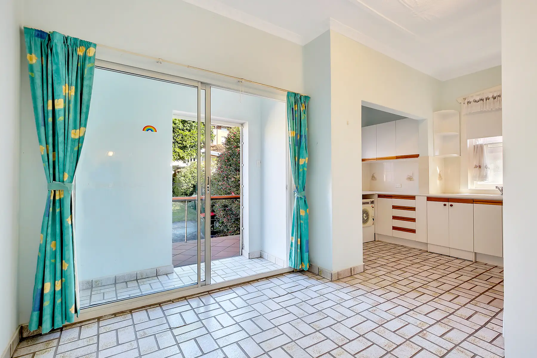 4/11 Quail Street, Coogee Sold by Bradfield Badgerfox - image 1