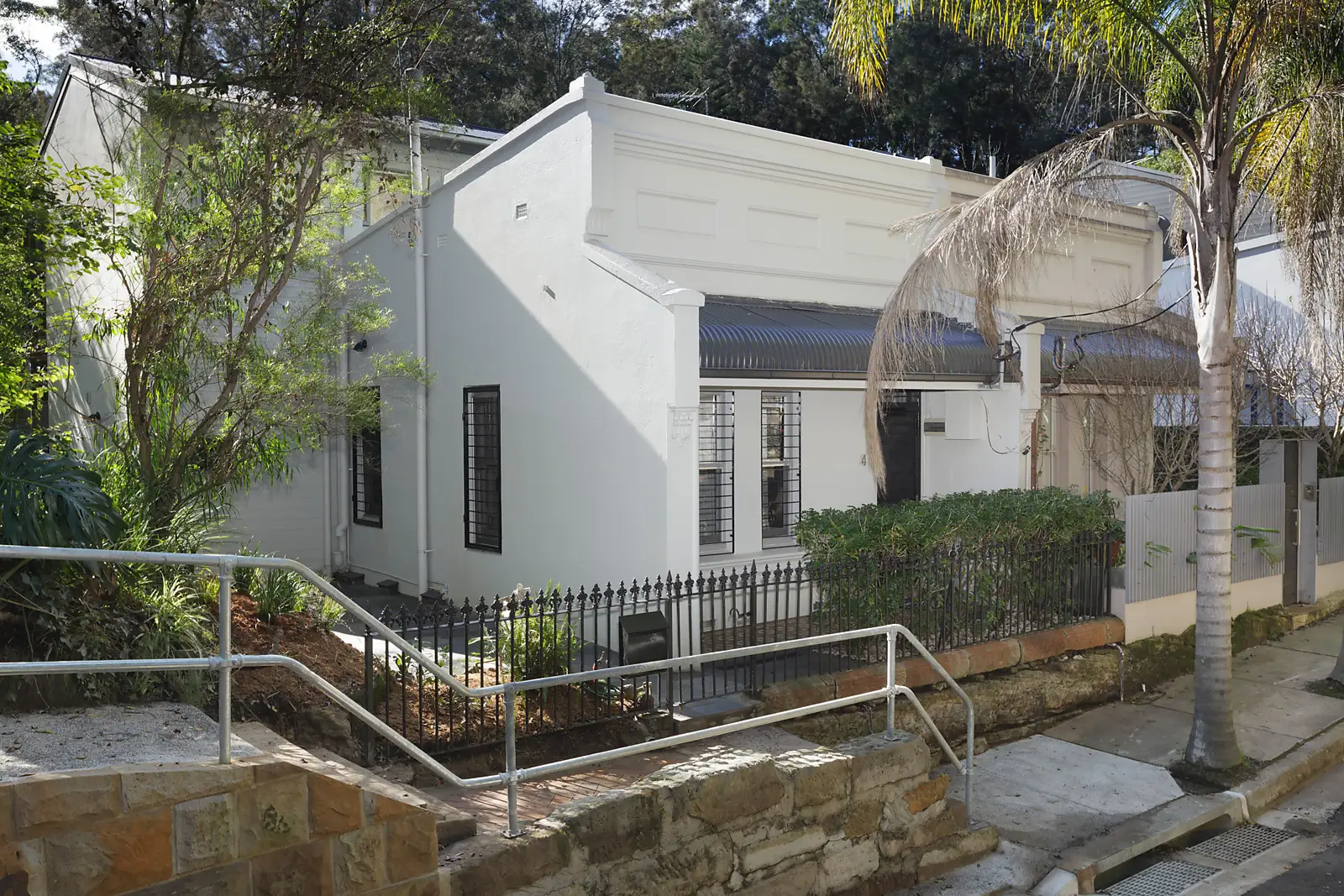 4 Harris Street, Paddington Sold by Bradfield Badgerfox - image 1