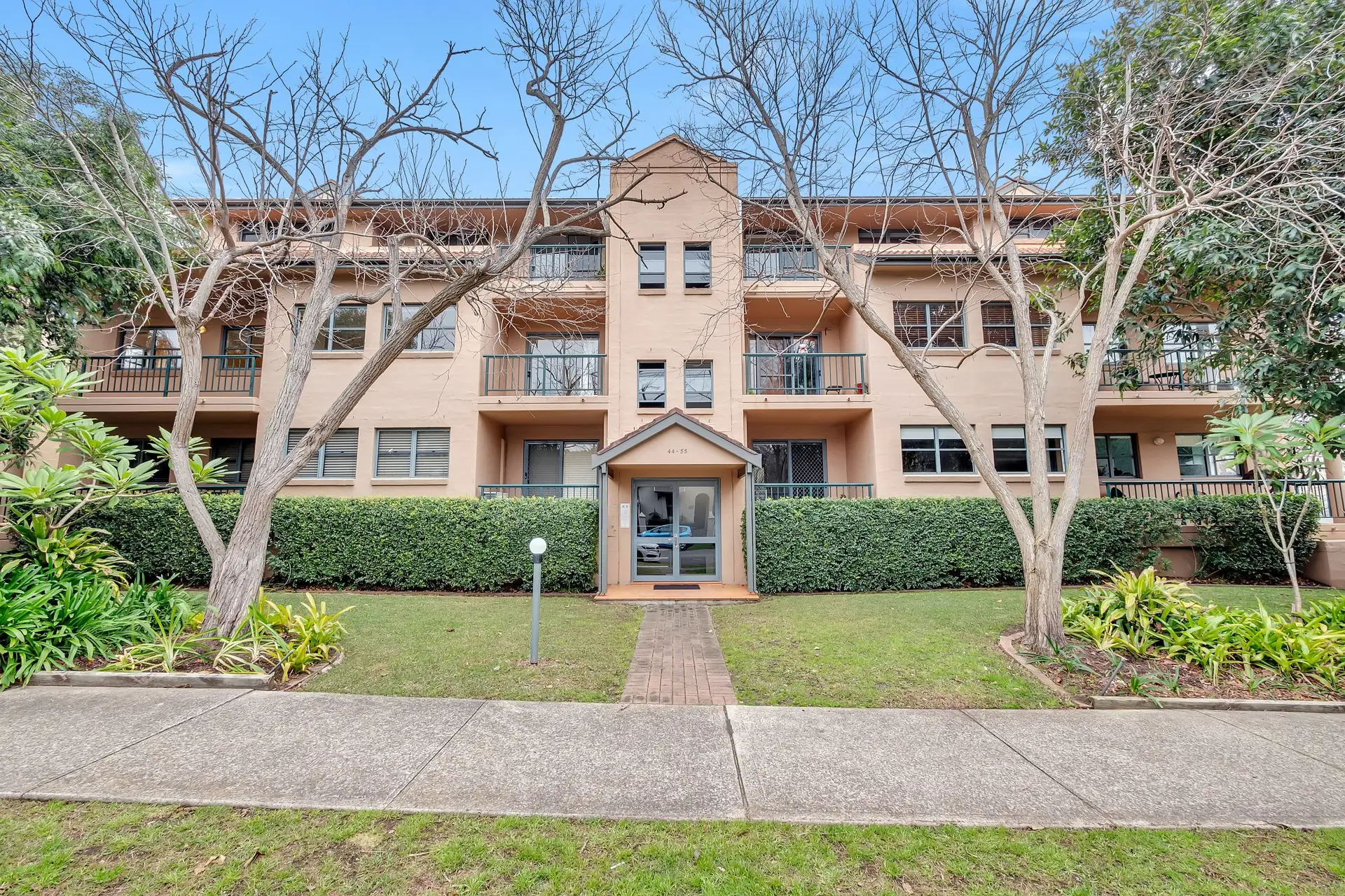 50/69 Allen Street, Leichhardt Sold by Bradfield Badgerfox - image 1
