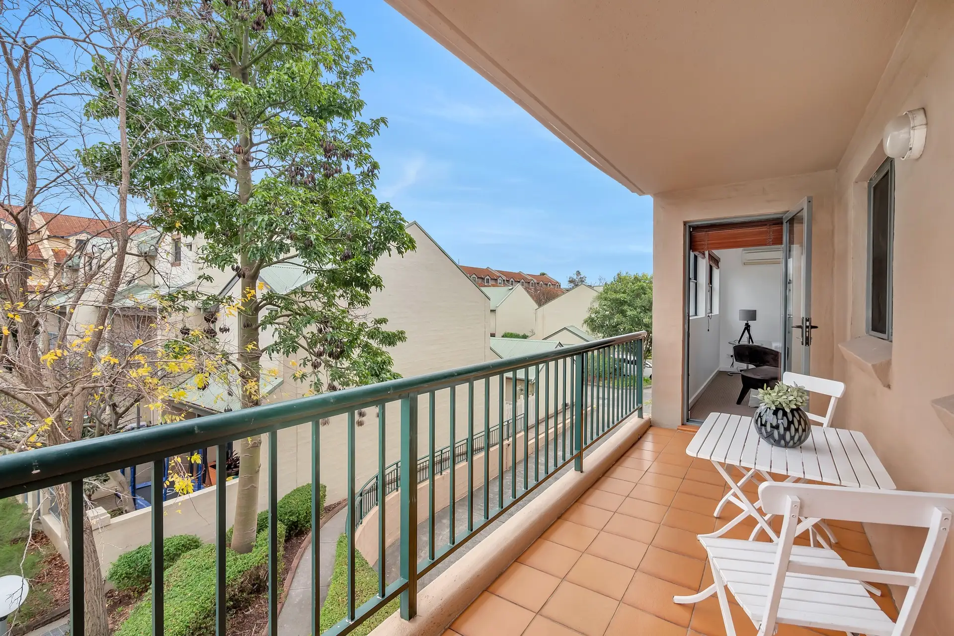 50/69 Allen Street, Leichhardt Sold by Bradfield Badgerfox - image 1