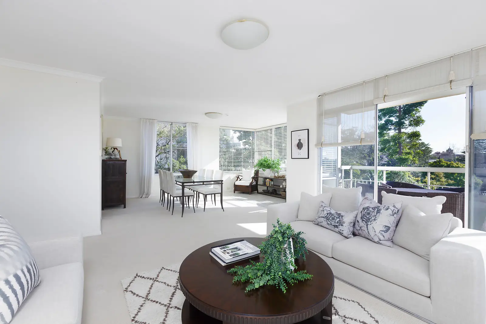 1/6 Trelawney Street, Woollahra Sold by Bradfield Badgerfox - image 1