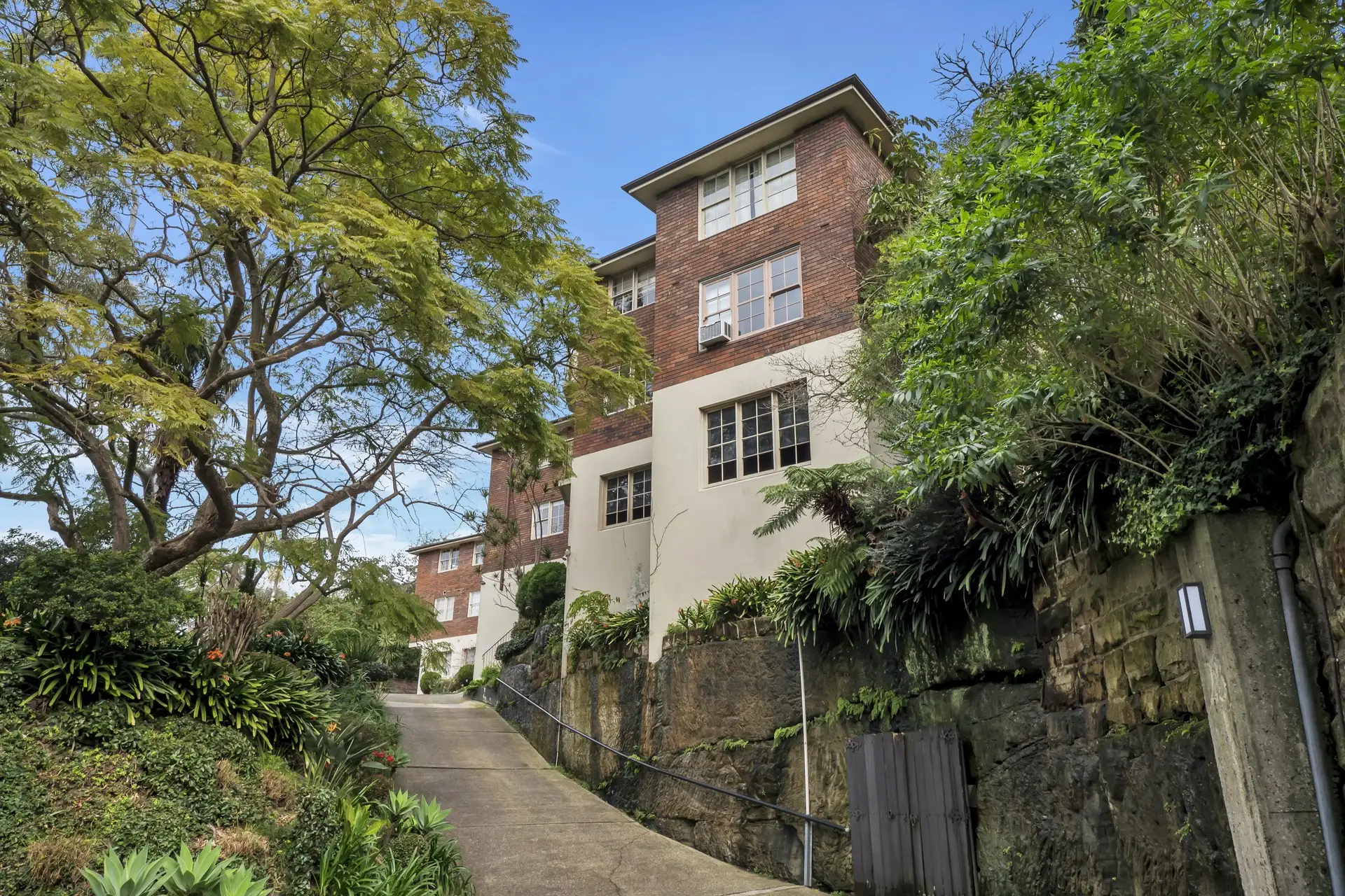 9/23 Greenoaks Avenue, Darling Point Sold by Bradfield Badgerfox - image 1