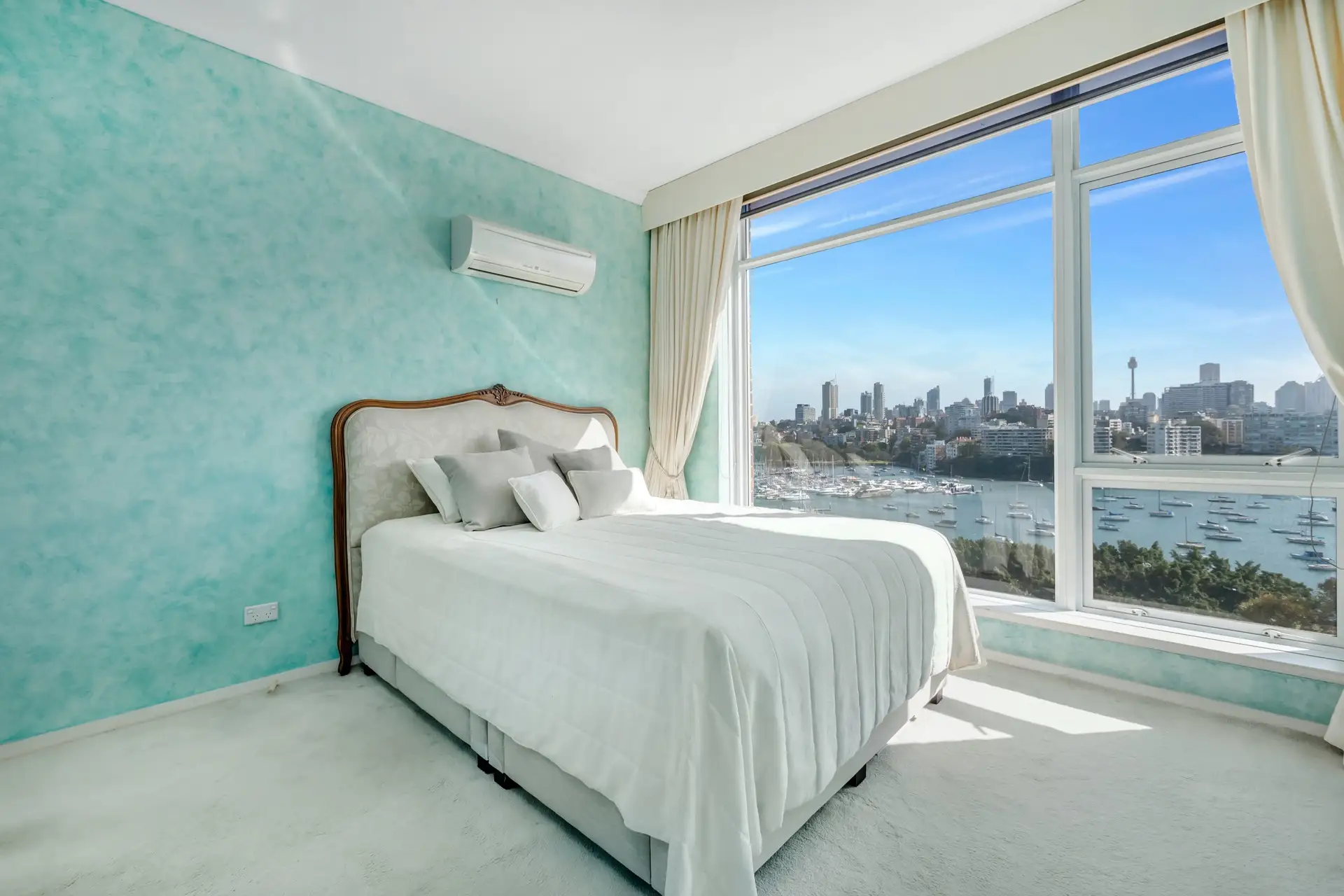 33/9 Goomerah Crescent, Darling Point Sold by Bradfield Badgerfox - image 1