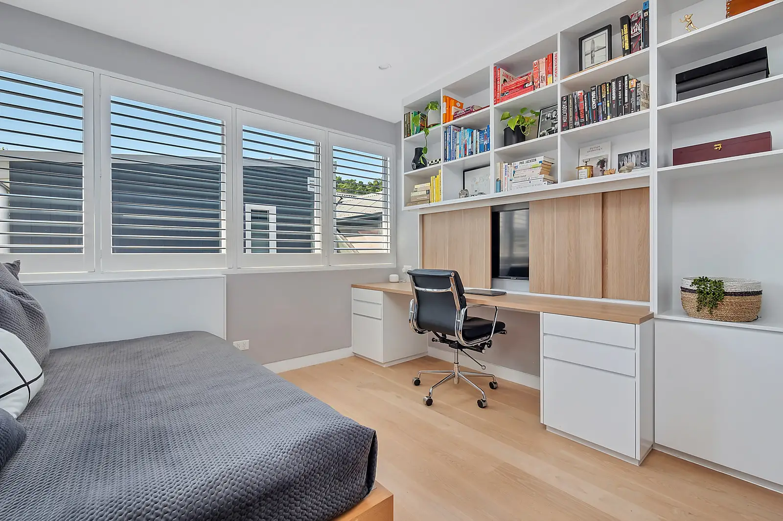 42 Caledonia Street, Paddington Sold by Bradfield Badgerfox - image 1