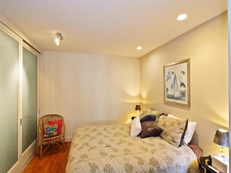 102 Wallis Street, Woollahra Sold by Bradfield Badgerfox - image 1