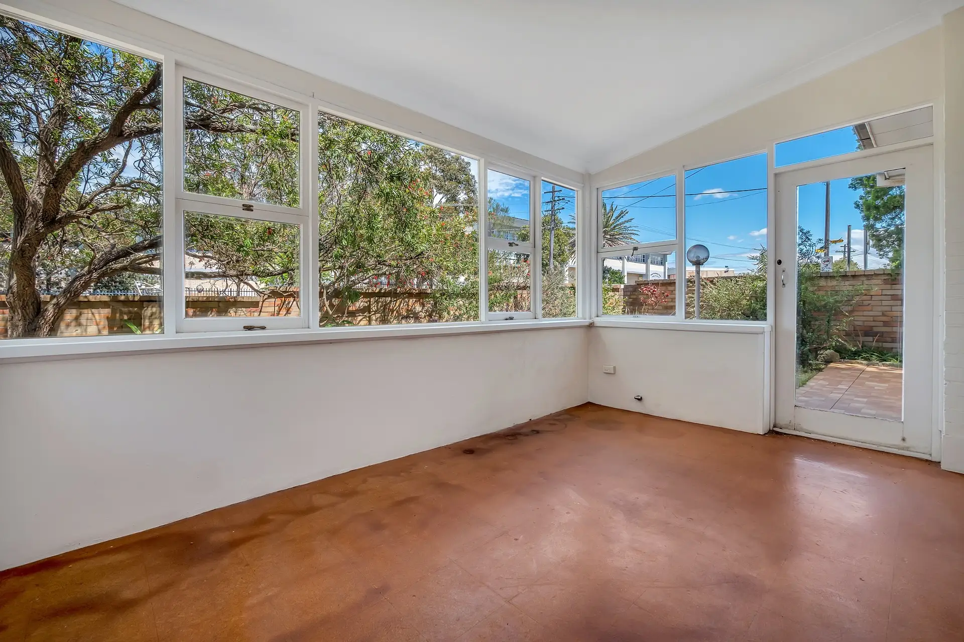 26 Queens Park Road, Queens Park Sold by Bradfield Badgerfox - image 1